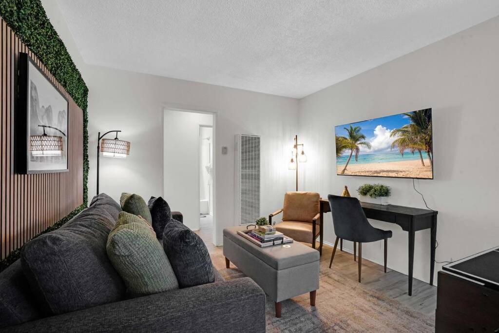 6Th Haven, Arcade, King Bed, Games, 1 Mile To Beaches Long Beach Bagian luar foto
