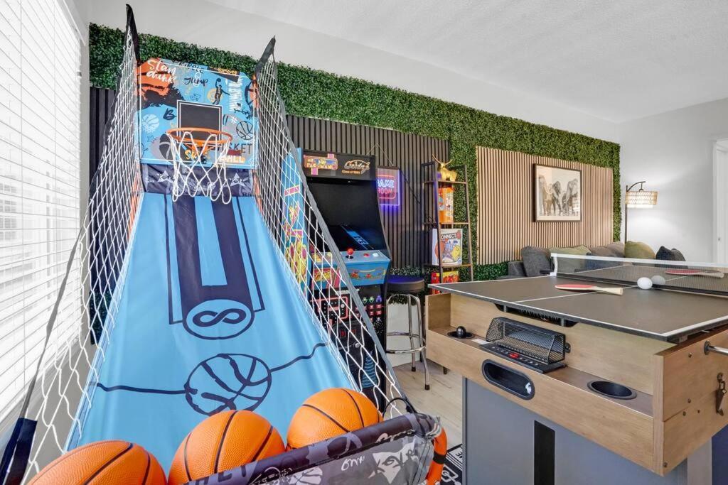 6Th Haven, Arcade, King Bed, Games, 1 Mile To Beaches Long Beach Bagian luar foto